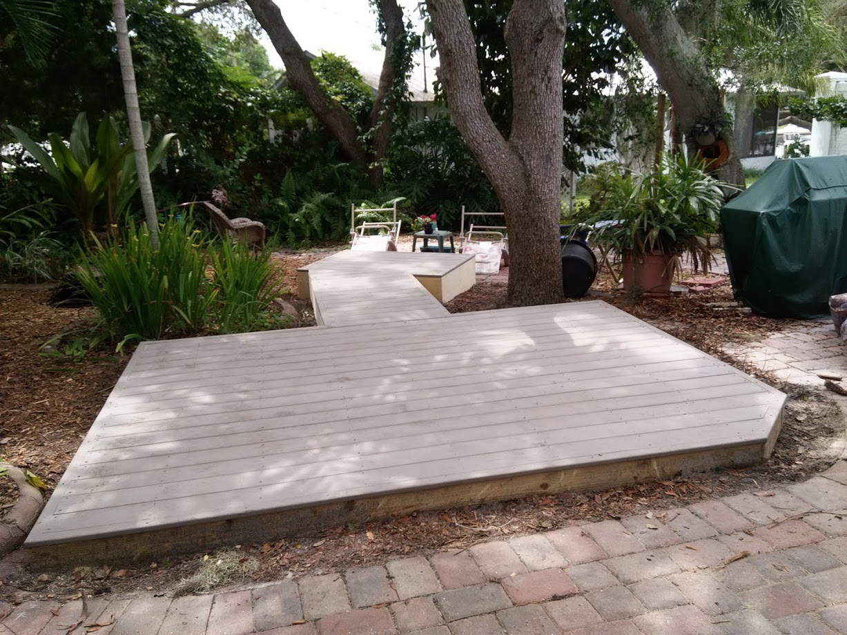Back yard deck built in Venice, FL